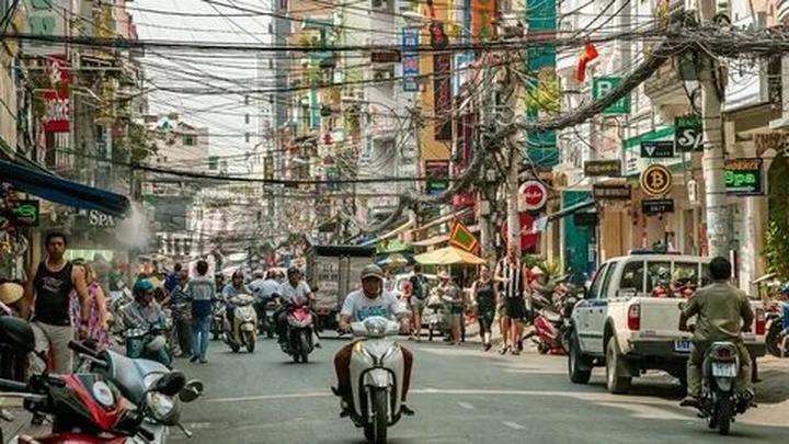 Tiên nữ học đường Trung Quốc - Cảm hứng video marketing từ Hotspot Matrix